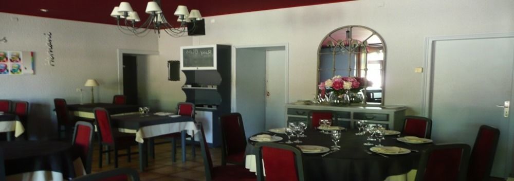 Le Victor Hugo - Hotel Et Restaurant - Logis Hotels Saint-Cere Ngoại thất bức ảnh
